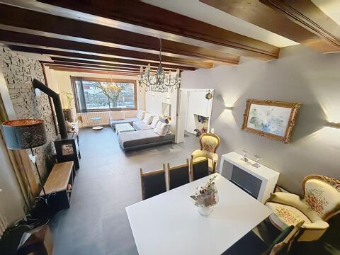   Localisation, potentiel de r�novation Appartement - 9 pi�ce(s) - 206 m�