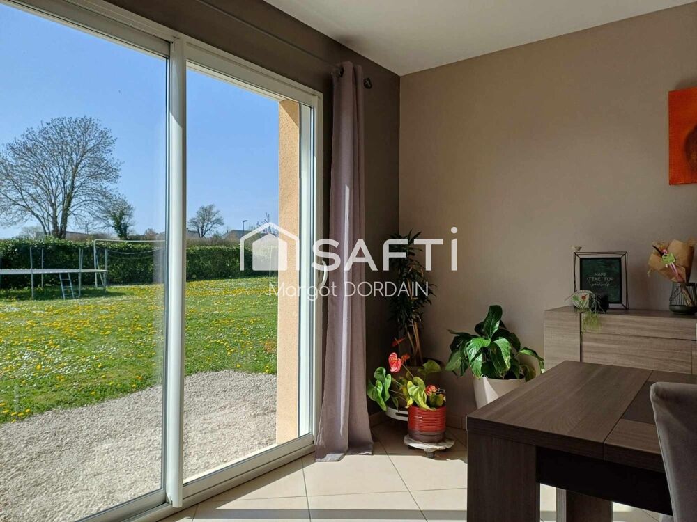 Vente Maison Situ�e � moins de 3km de toutes commodit�s , 25mn de Rodez et de Villefranche de Rouergue, cette lumineuse maison T5 de plain pi Rignac