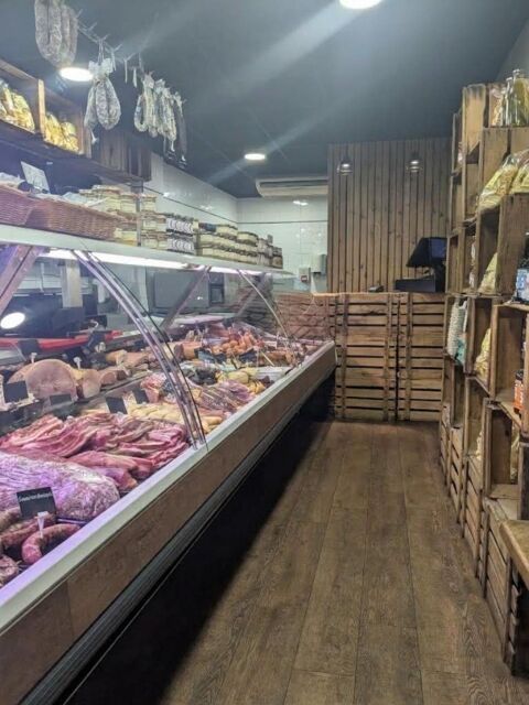  BOUCHERIE DE QUARTIER A CEDER 