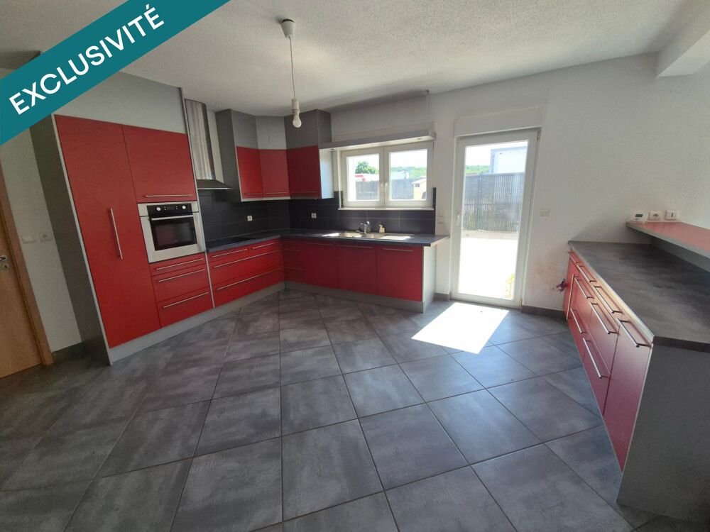 Vente Maison Et si votre prochain achat était bien plus qu'une maison ? Découvrez un ensemble immobilier rare alliant confort, espace et fort Soppe-le-bas