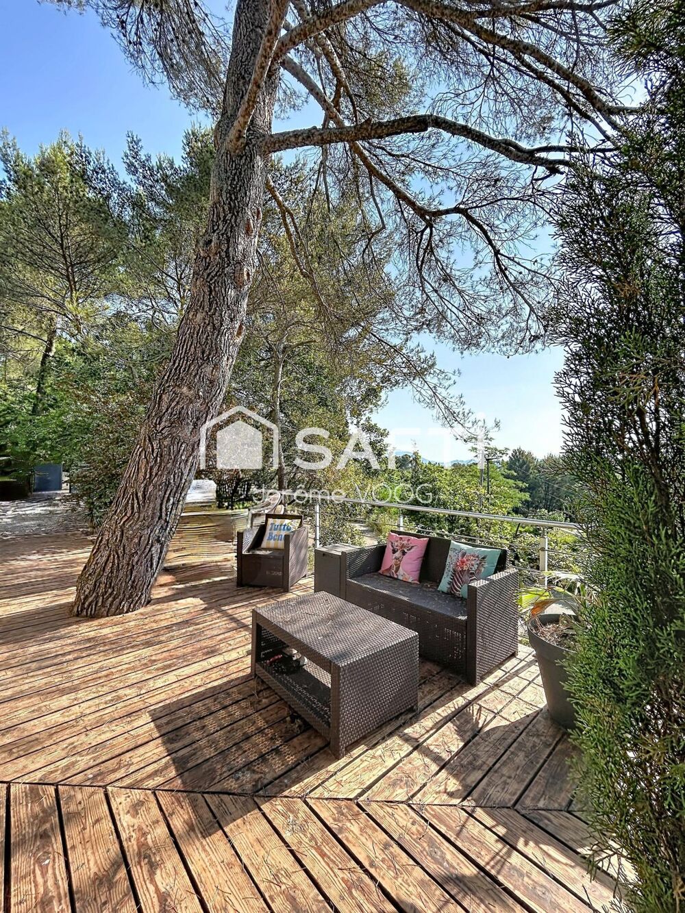Vente Maison Maison d'architecte avec piscine à débordement au cœur de la pinède à Pierrevert Pierrevert