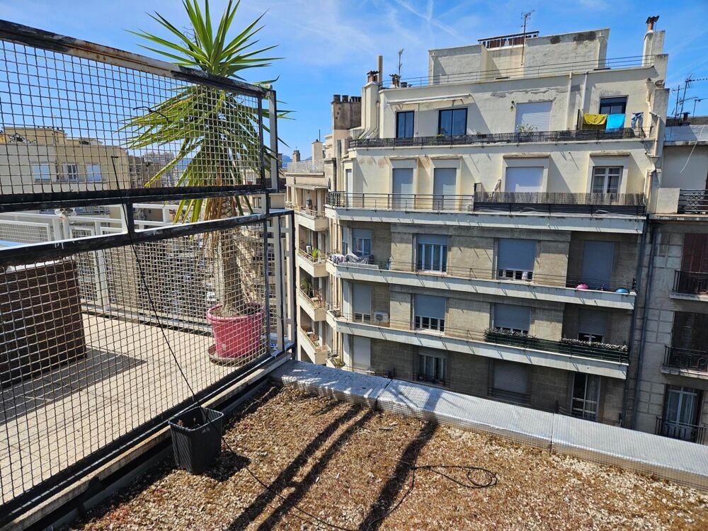 Vente Appartement T2 - Grande terrasse coeur des 5 avenues Marseille 4