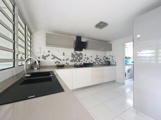  Maison à louer 5 pièces 90 m²