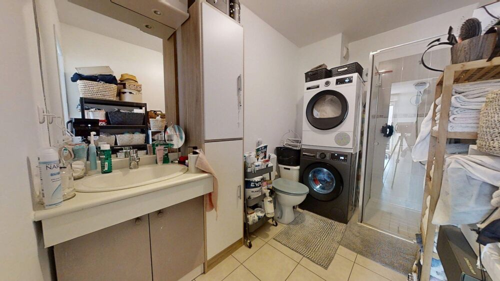 Appartement T2 46 m2 avec agréable terrasse et ascenseur - Parking privatif en sous-sol
