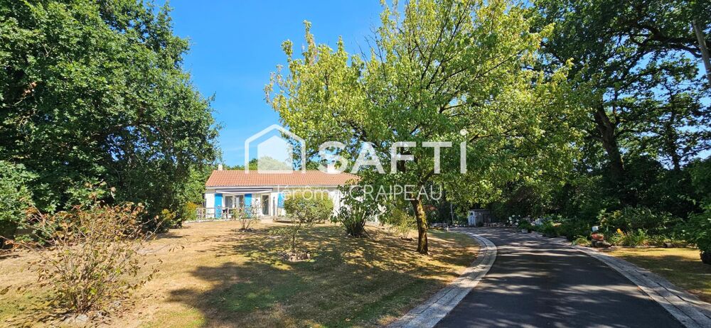 Vente Maison Maison familiale avec étang, piscine et parc arboré entre La Roche-sur-Yon et Aizenay Venansault