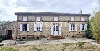 Maison 8 pièces 340 m² · à Lagarde · 340 m² · 565 000 €