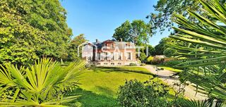  Maison à vendre 15 + pièces 365 m²