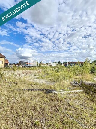  Terrain  vendre 700 m