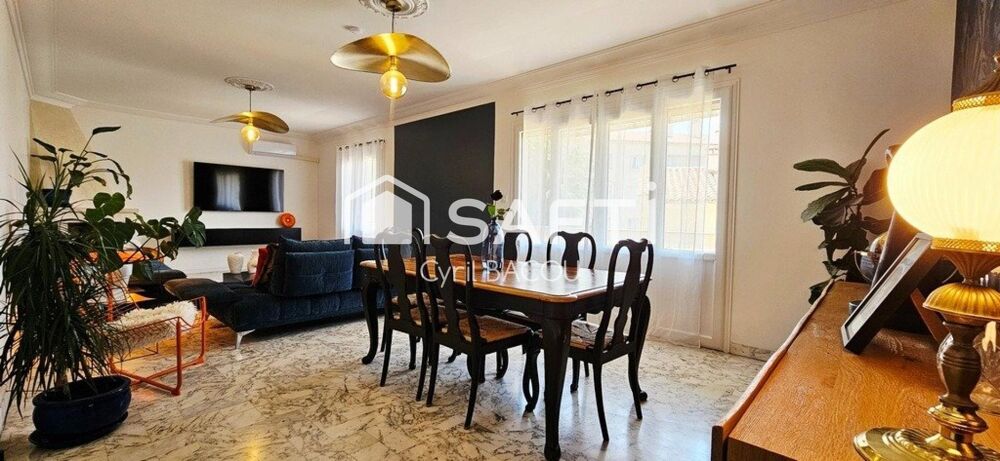 Grand appartement 4 pièces 121 m2 avec Terrasse, Garage, Cave