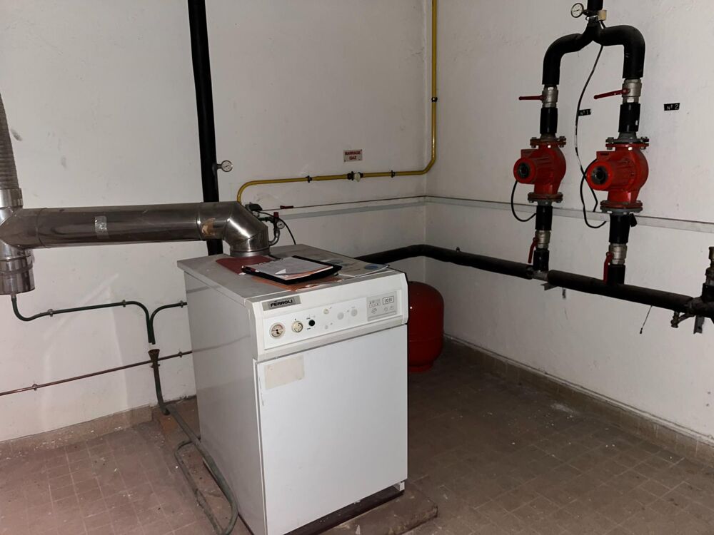 Vente Immeuble local de 200m Amelie-les-bains-palalda