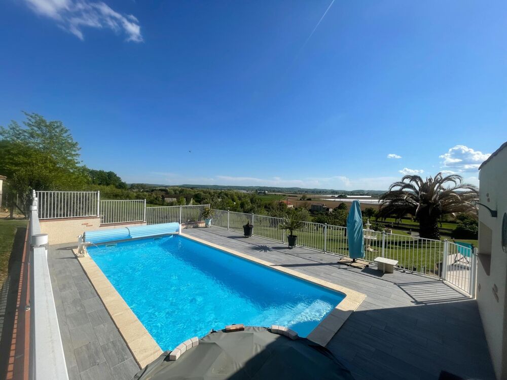 Vente Maison Maison a la campagne avec piscine. Port-sainte-marie