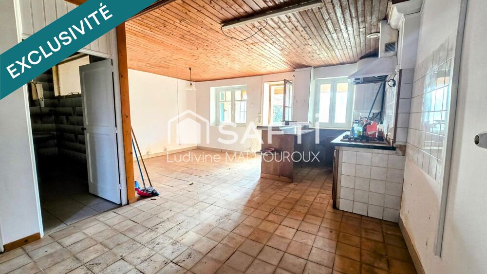 Maison à rénover à Roullet Saint-Estèphe  Opportunité Investisseur