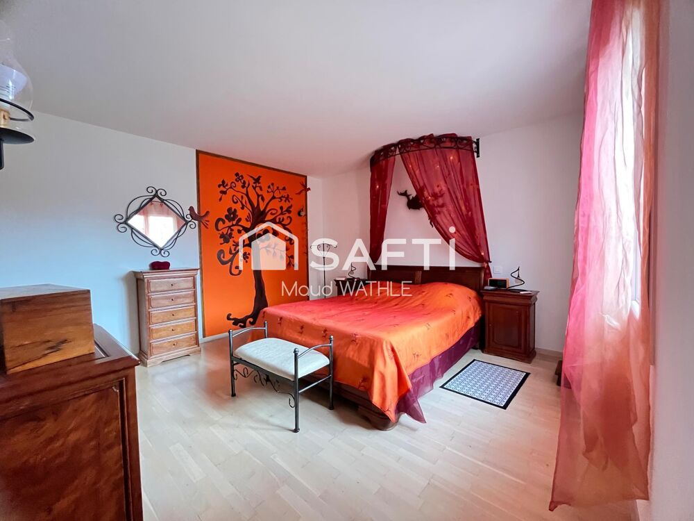 à vendre  Maison Saint-Vincent-sur-Jard (85520)