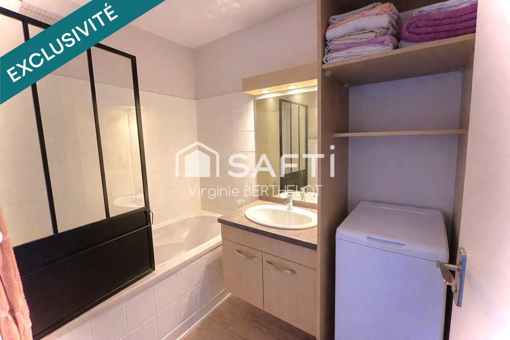NIORT / APPARTEMENT / UNE CHAMBRE / BALCON / CAVE / GARAGE / PLACE DE PARKING !