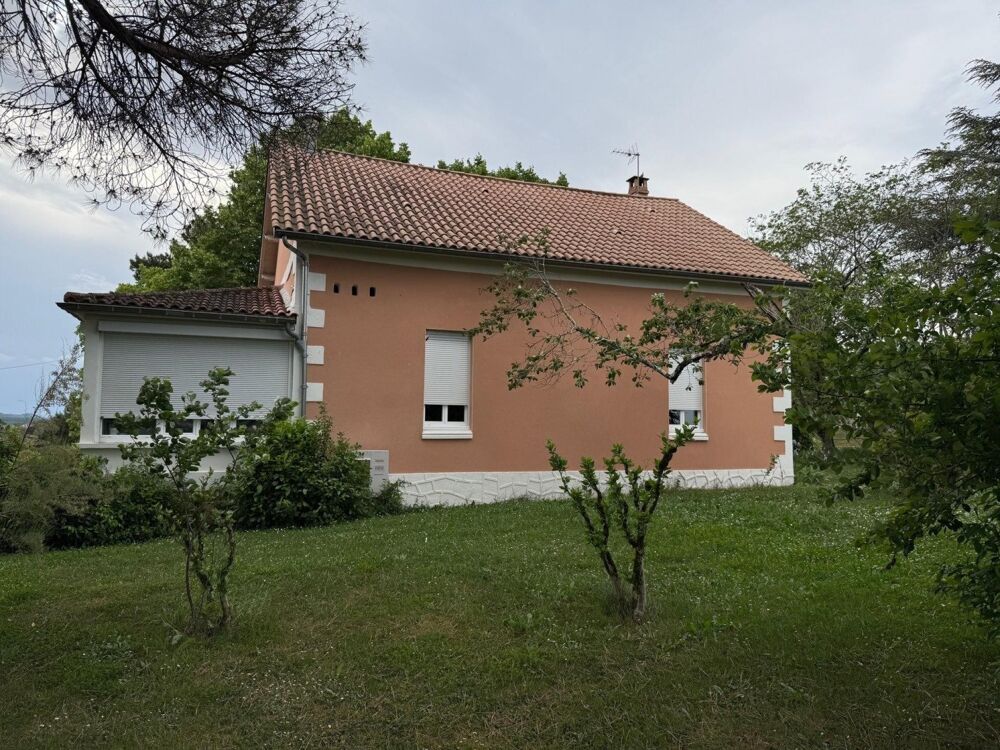 Maison avec parc arboré et dépendance