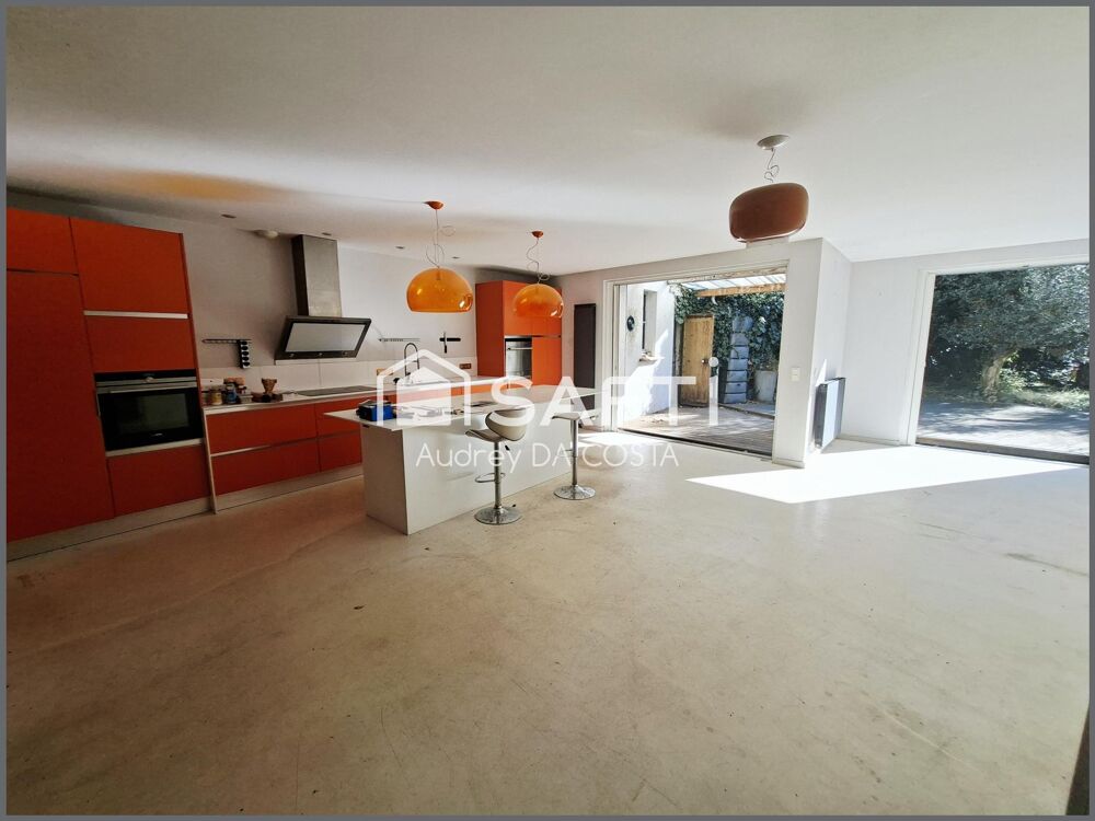 Vente Maison Maison de ville avec jardin OLORON-SAINTE-MARIE Oloron-sainte-marie