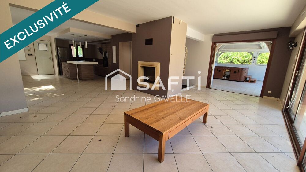 Maison contemporaine 185 m²  4 chambres  Terrain 1 165 m²  Grange-lÉvêque