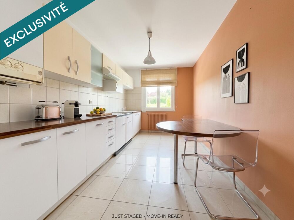 Appartement trois chambres avec deux balcons, un dressing et une cave