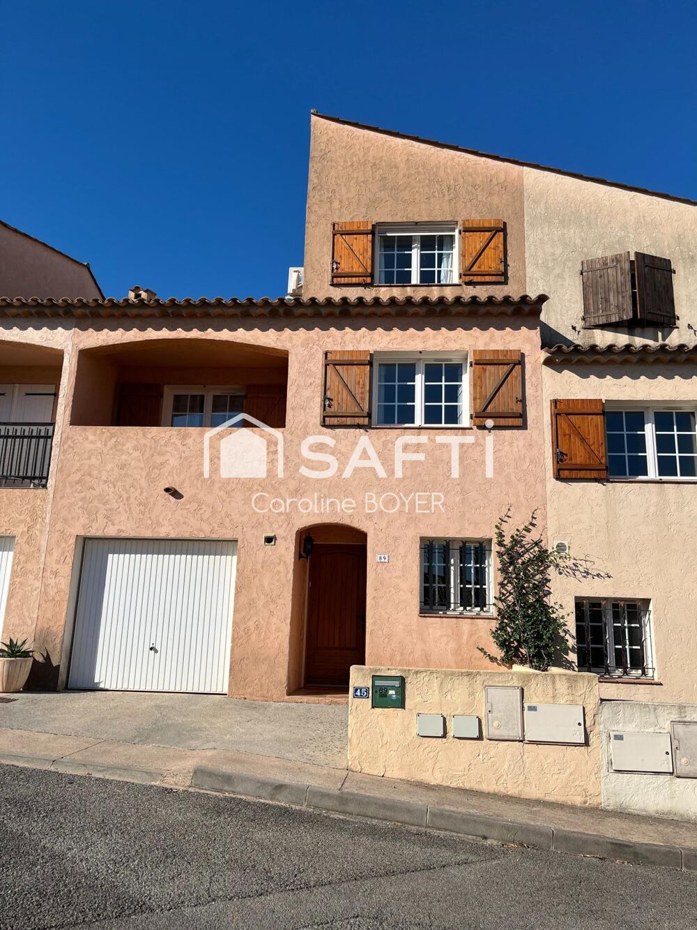 Vente Maison Maison de 6 pièces de 113m2 Roquebrune-sur-argens