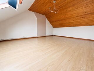  Maison à louer 5 pièces 100 m²