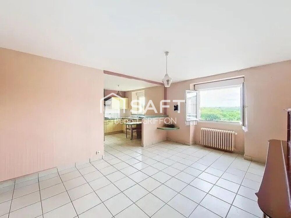Maison ancienne  volumes rares  fort potentiel