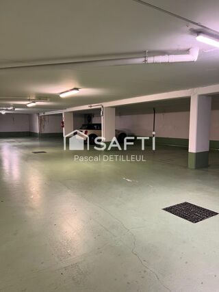  Parking / Garage � vendre 