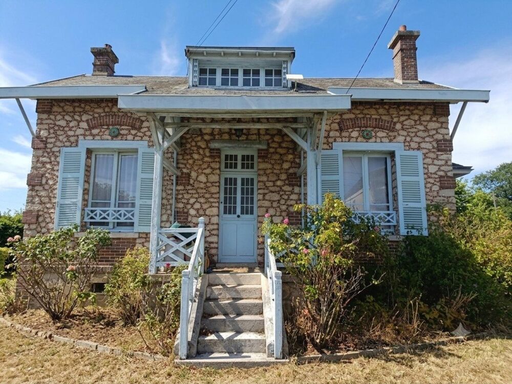 Vente Maison Grande maison proche commodités gros potentiel. Arrou