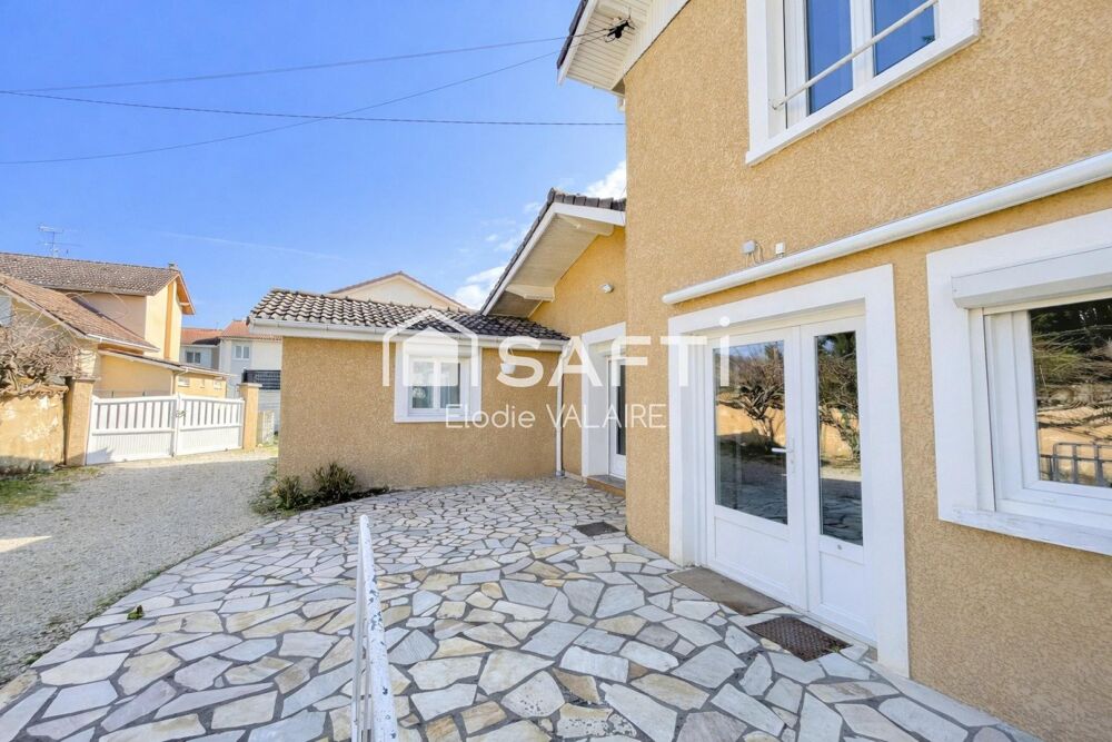 Maison individuelle avec terrasses et jardin  94 m²  Proche centre