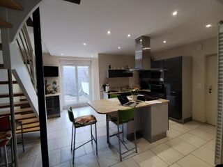  Immeuble � vendre 181 m�