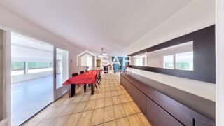 Maison à vendre 10 pièces 220 m²