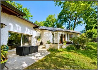  Maison � vendre 8 pi�ces 249 m�