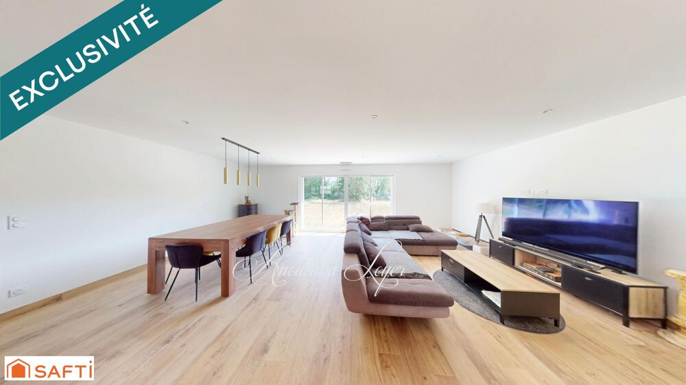 Maison contemporaine de 2025 avec garage