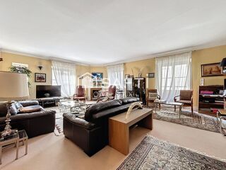  Appartement à vendre 6 pièces 180 m²