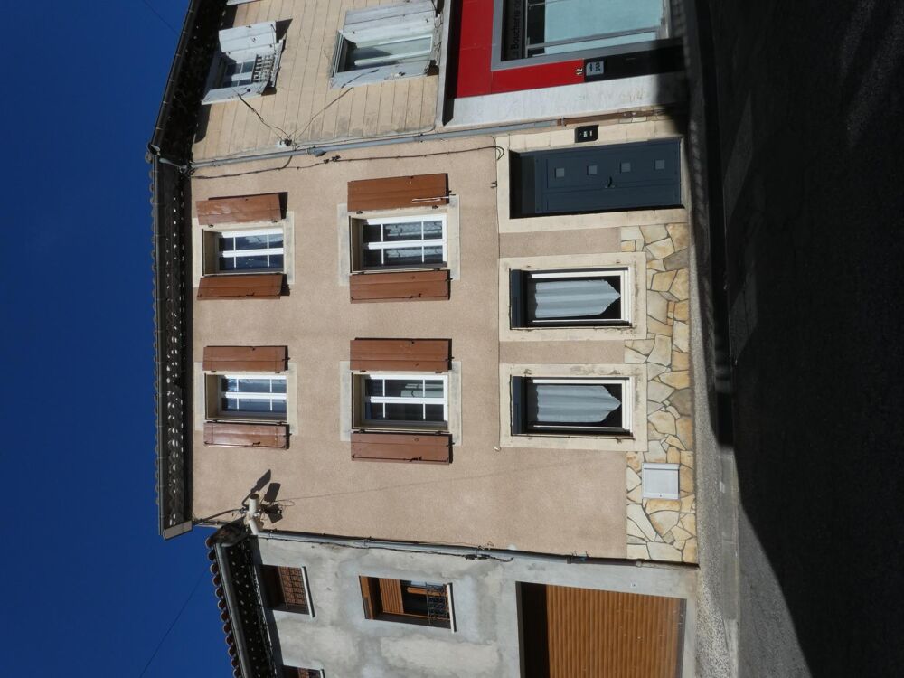Vente Maison Grande maison de village T7 de 160m² avec cour intérieure de 20m² Esperaza