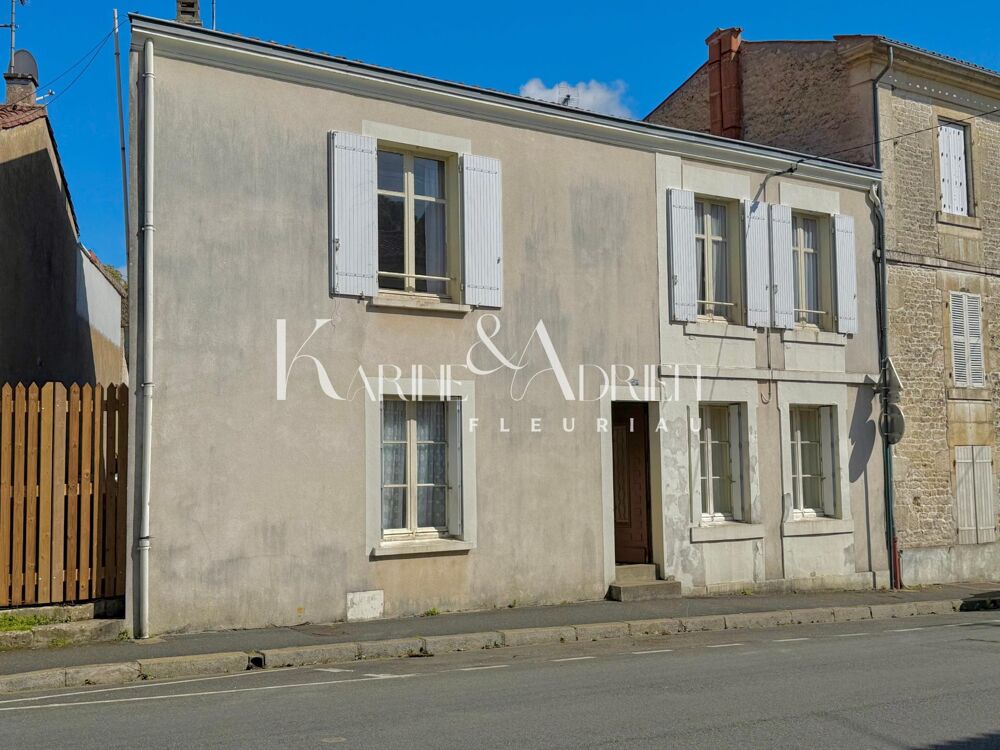 Vente Maison MAISON DE VILLE 3 CHAMBRES JARDIN CLOS ET DÉPENDANCES Fontenay-le-comte