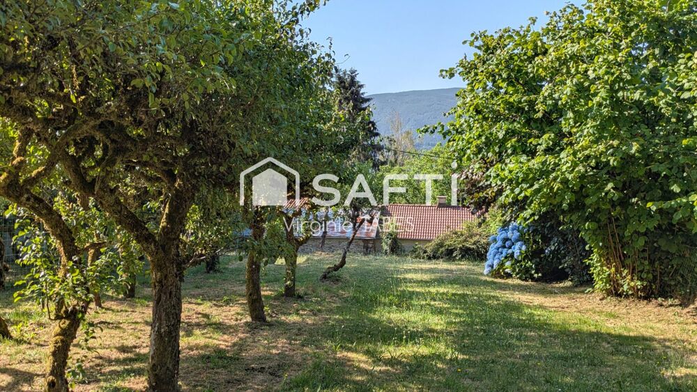 Maison au calme  Grand domaine de plus de 2 Hectares
