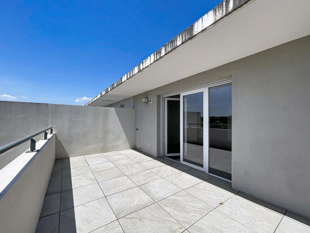 T3 DERNIER ETAGE VUE IMPRENABLE TERRASSE PARKING