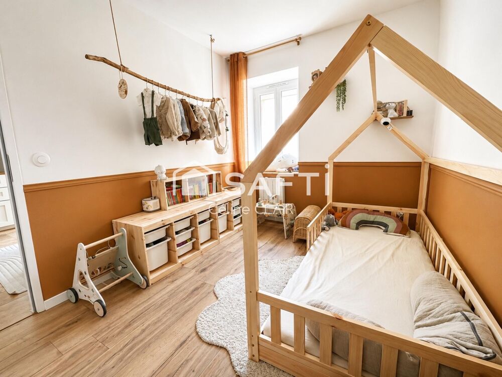 Appartement T3 rénové avec cour intérieure