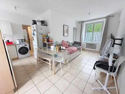   Tout confort, duplex, proche de tout, charges faibles Appartement - 3 pi�ce(s) - 40 m�