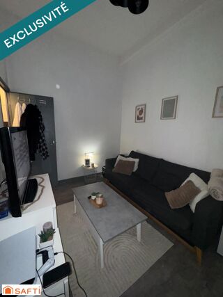  Immeuble à vendre 131 m² Saint-quentin