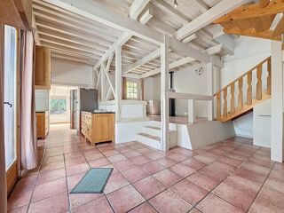  Maison à vendre 10 pièces 221 m²