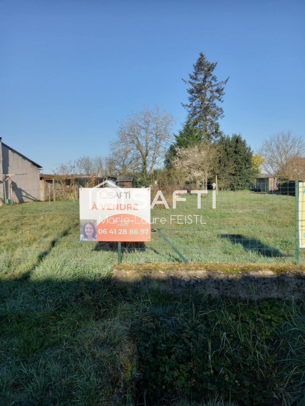 Vente Terrain Un emplacement recherché pour concilier vie à la campagne et proximité de la ville. Terrain constructible  720 m2 Perrusson