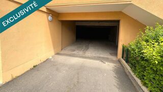  Parking / Garage  vendre 