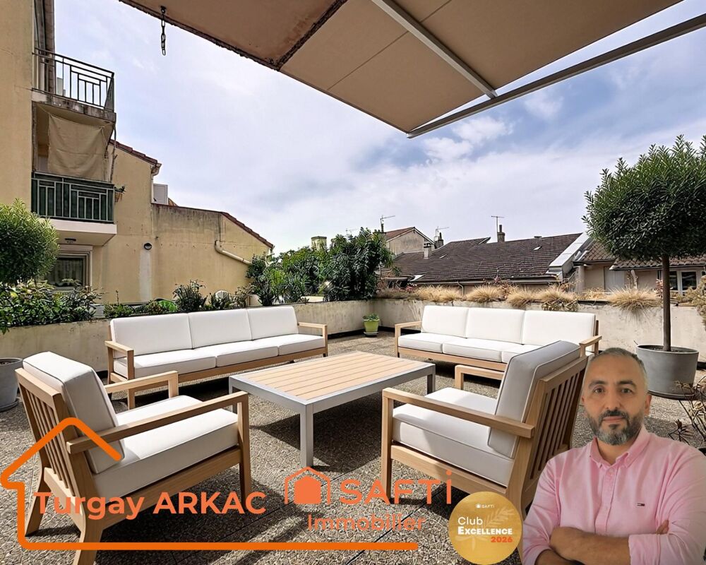 Grand appartement en duplex inversé avec Terrasse