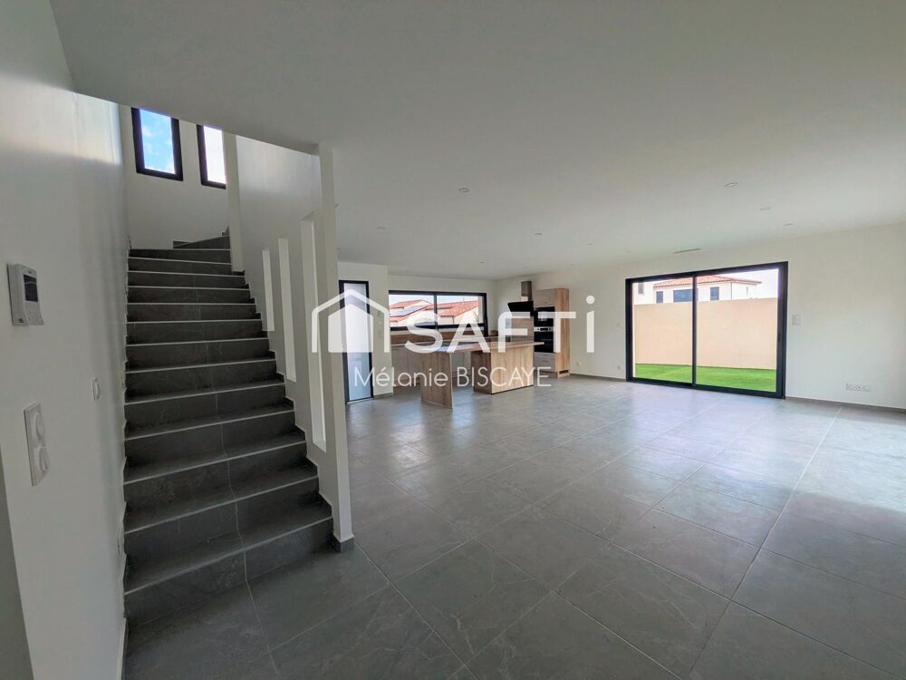 VILLA CONTEMORAINE 117M² - 3 SUITES - PISCINE