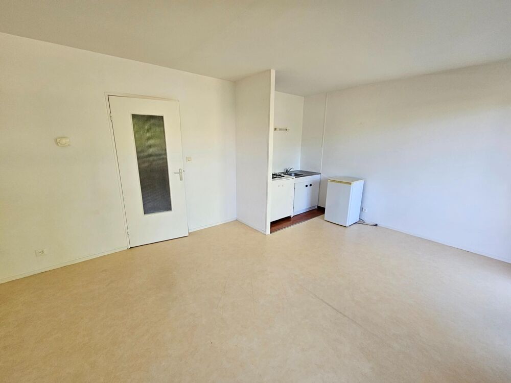 Studio 31 m² Cusset proche Lycée de Presles et Valery Larbaud