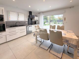 Vente Appartement T3 rénové de 76 m² avec terrasse de 50 m² et parking privé Eybens