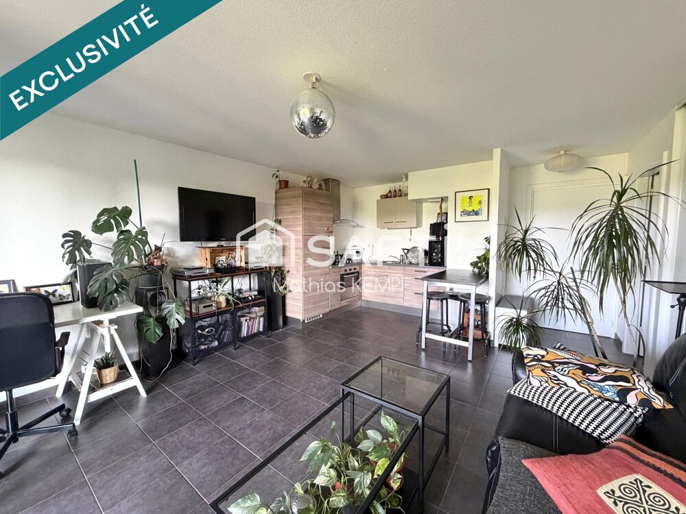 T2 de 44 m² de 2011 - BALCON - GARAGE - CAVE
