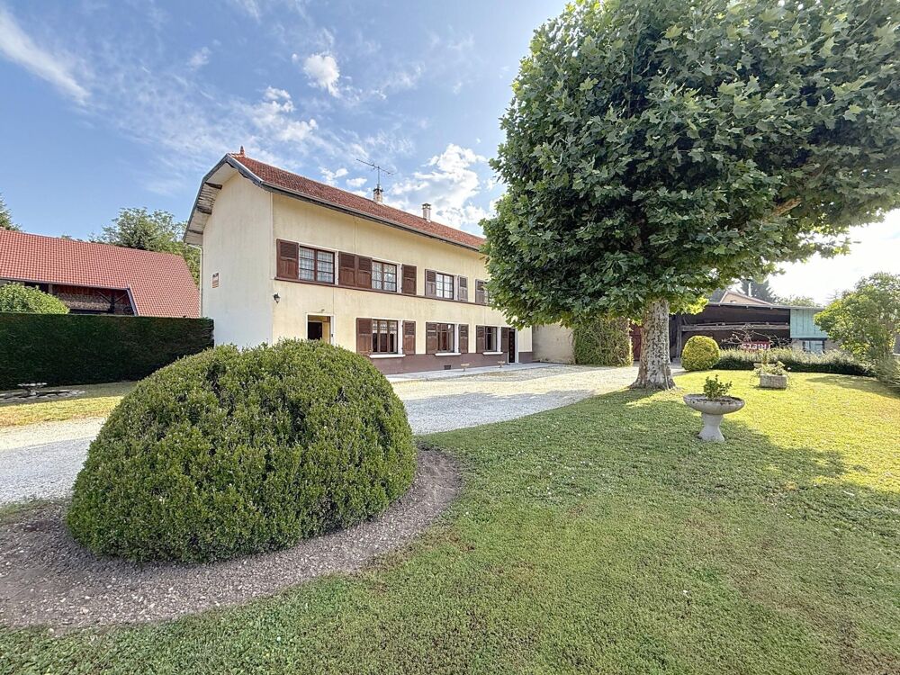 Vente Maison Maison de caractère 185 m² avec dépendances et terrain de 1027 m² à Colombe Colombe