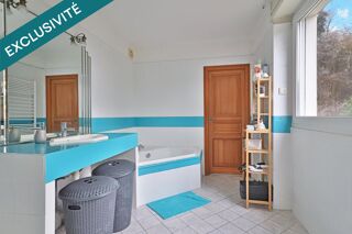  Appartement � vendre 7 pi�ces 149 m�